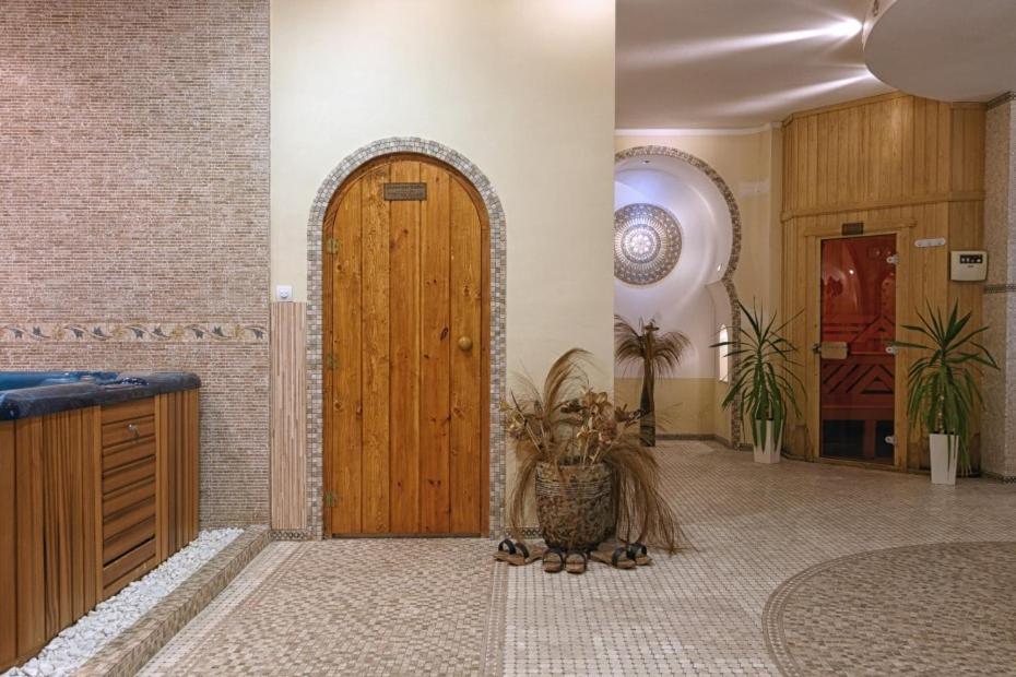 Александра Hotel Sveti Vlas Exterior foto