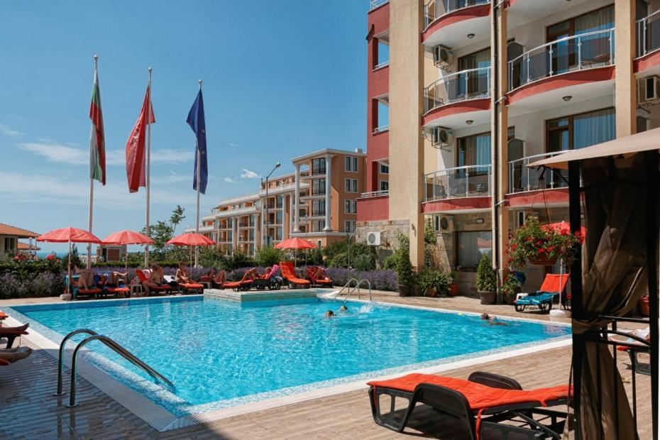 Александра Hotel Sveti Vlas Exterior foto