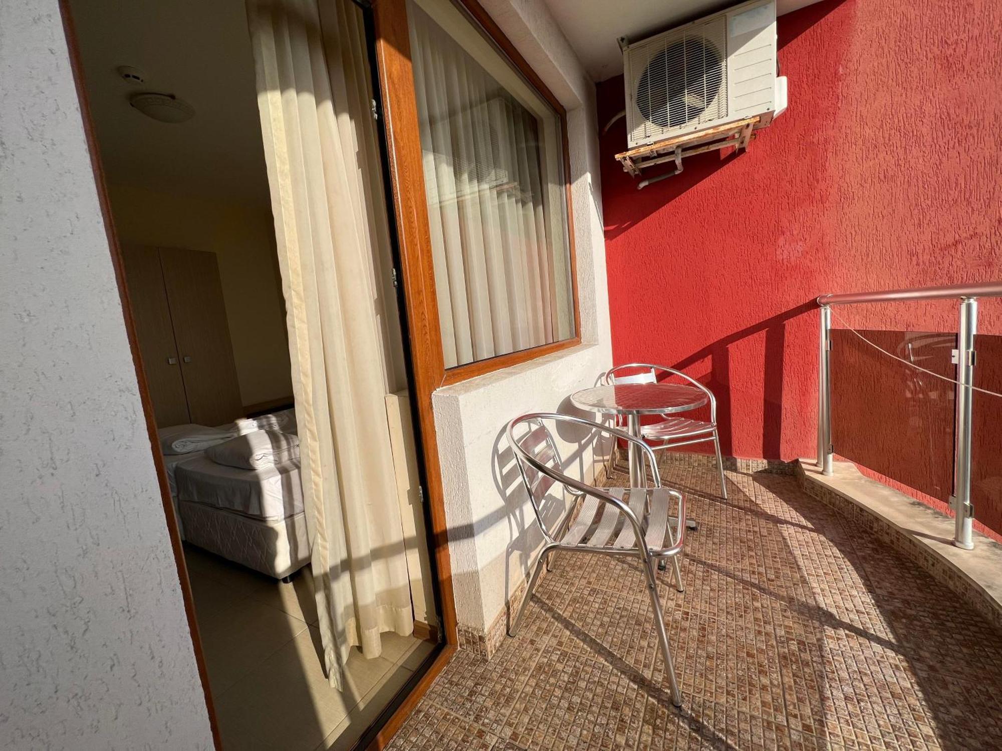 Александра Hotel Sveti Vlas Exterior foto