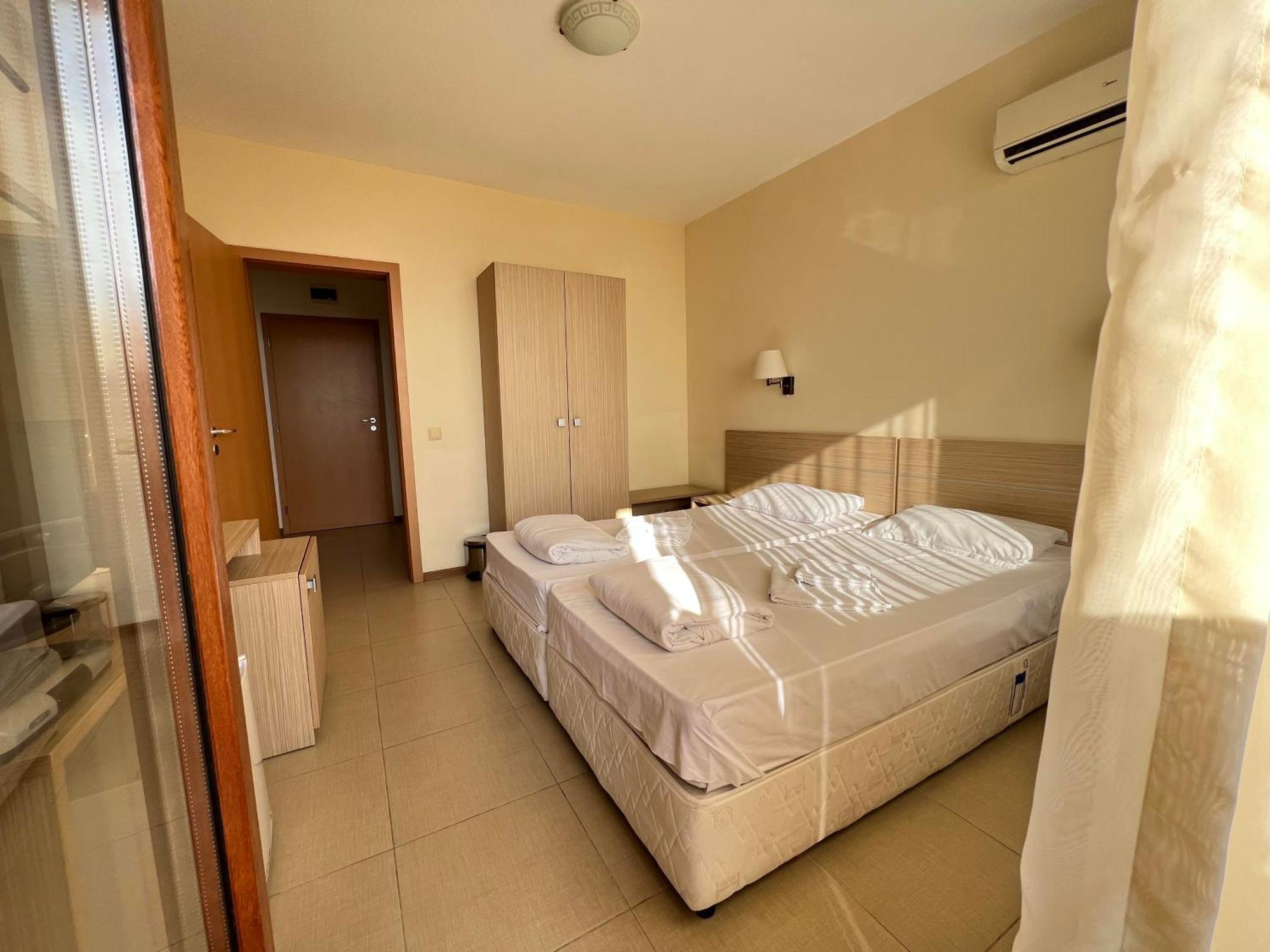 Александра Hotel Sveti Vlas Exterior foto