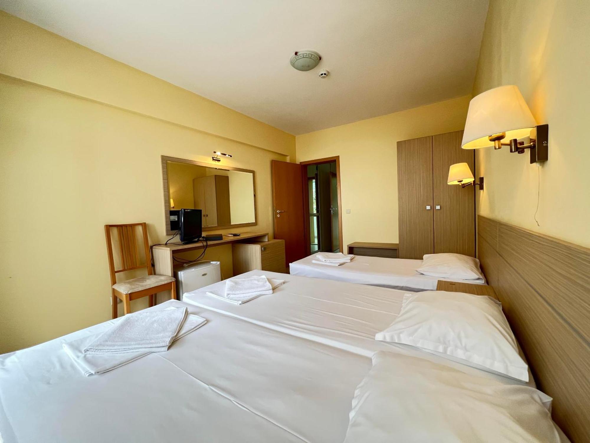 Александра Hotel Sveti Vlas Exterior foto